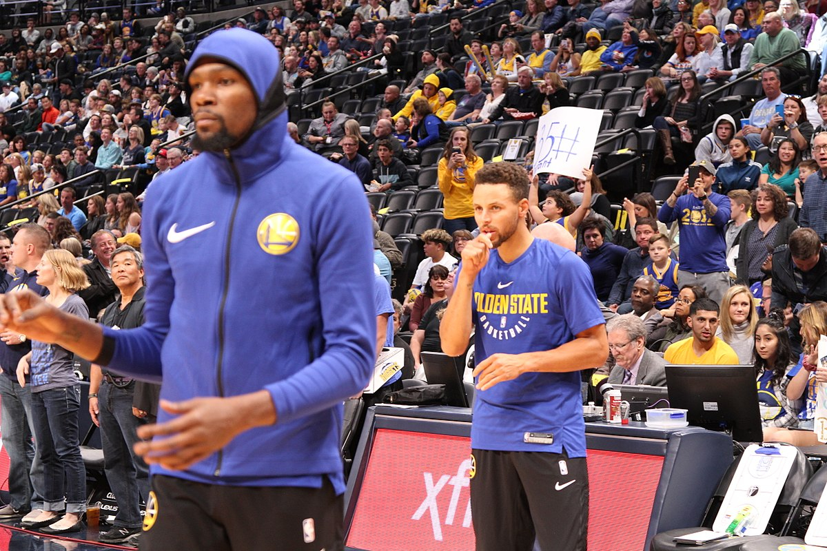 Warriors nappasi pakkovoiton - Kevin Durant loukkaantui jälleen Koripallo NBA Uncategorized Urheilu   