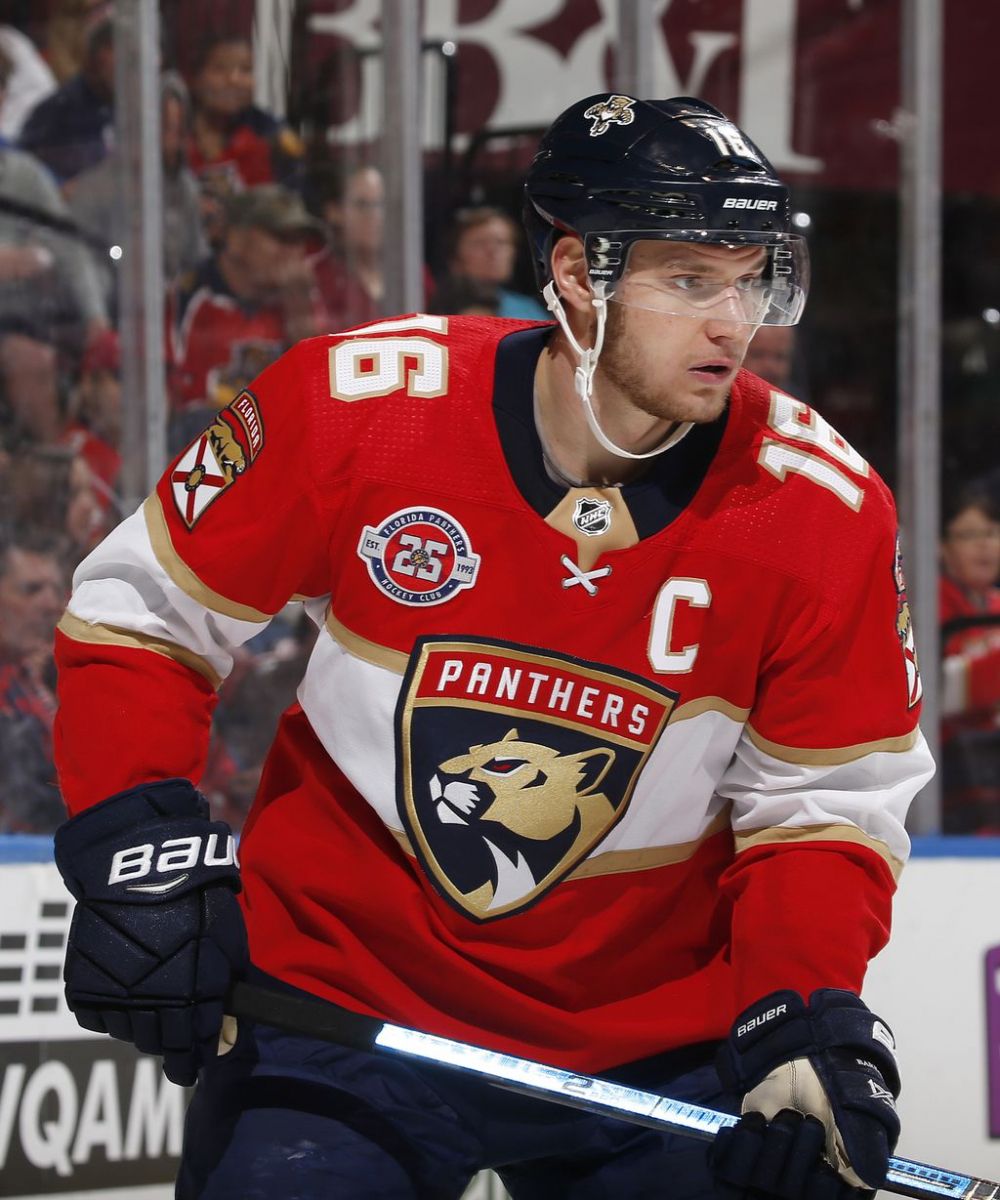 Harvinainen hetki NHL:ssä: Olli Jokinen esitteli tyttärensä Emman - taustalla koskettava tarina hengenvaarallisesta tilanteesta NHL Urheilu Harvinainen hetki NHL:ssä: Olli Jokinen esitteli tyttärensä Emman - taustalla koskettava tarina hengenvaarallisesta tilanteesta NHL Urheilu