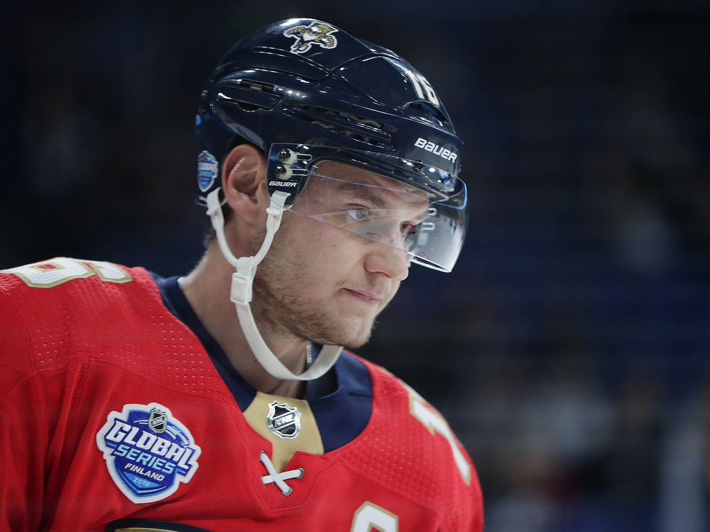 Aleksander Barkov rikkoi 30 maalin rajan juhlaottelussaan - ”Se on hieno merkkipaalu” NHL Urheilu   