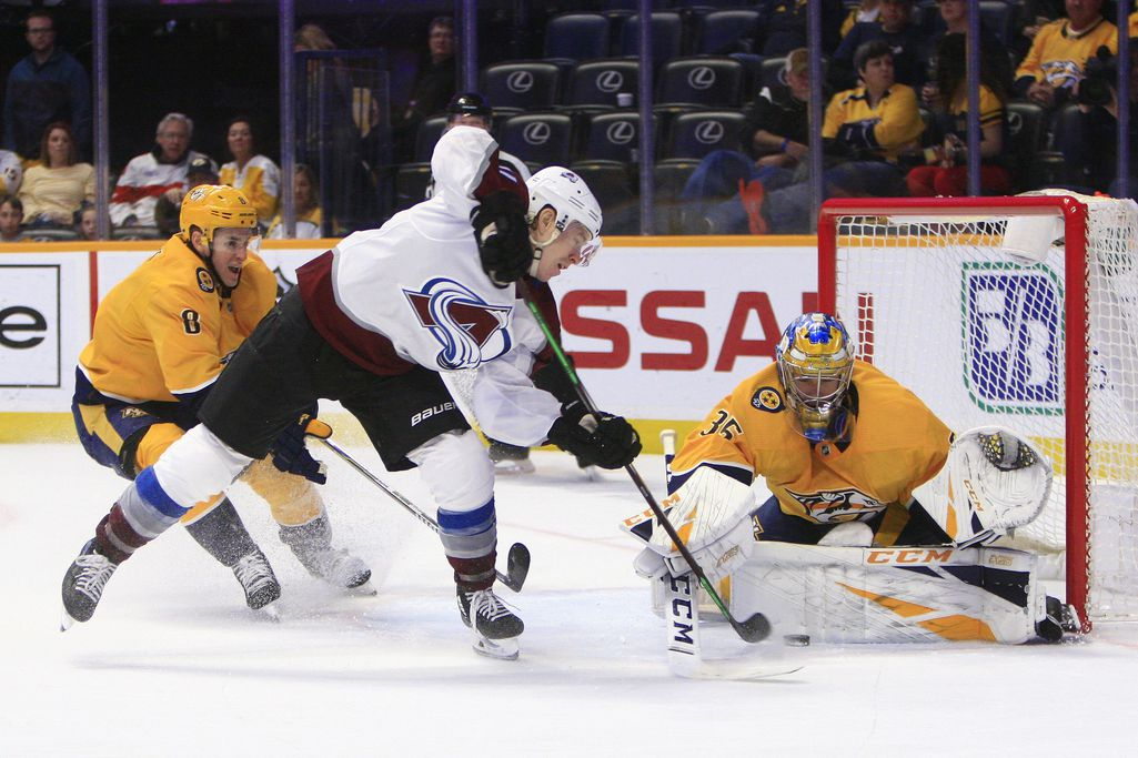 Pekka Rinteen ottelusta tuli painajainen - Avalanche takoi viisi maalia NHL Urheilu   