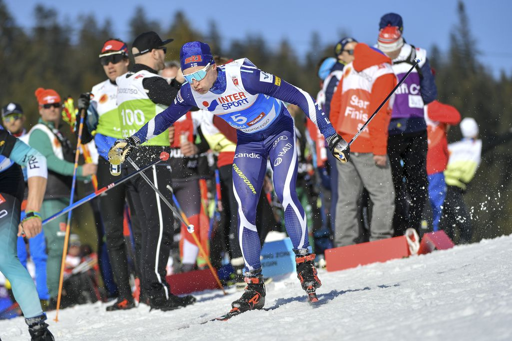 Iivo Niskasen juoton töpännyt Suomen juomahemmo suunnittelee vetävänsä olkihatun päähän – mestari haluaa pulloonsa Red Bullia: ”Ikävää, jos on kitalaki ja kieli niin kuivana” Hiihdon MM Urheilu   