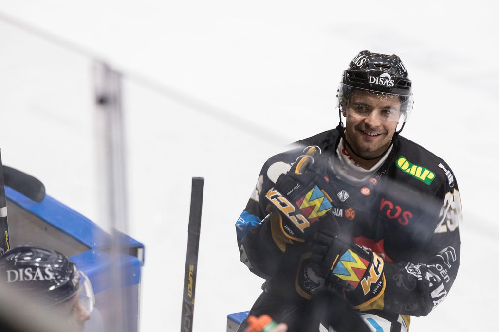 Nyt se on saletti! Kärpät varmisti runkosarjan voiton - Tappara taipui Sportille Hakametsässä smliiga Urheilu   