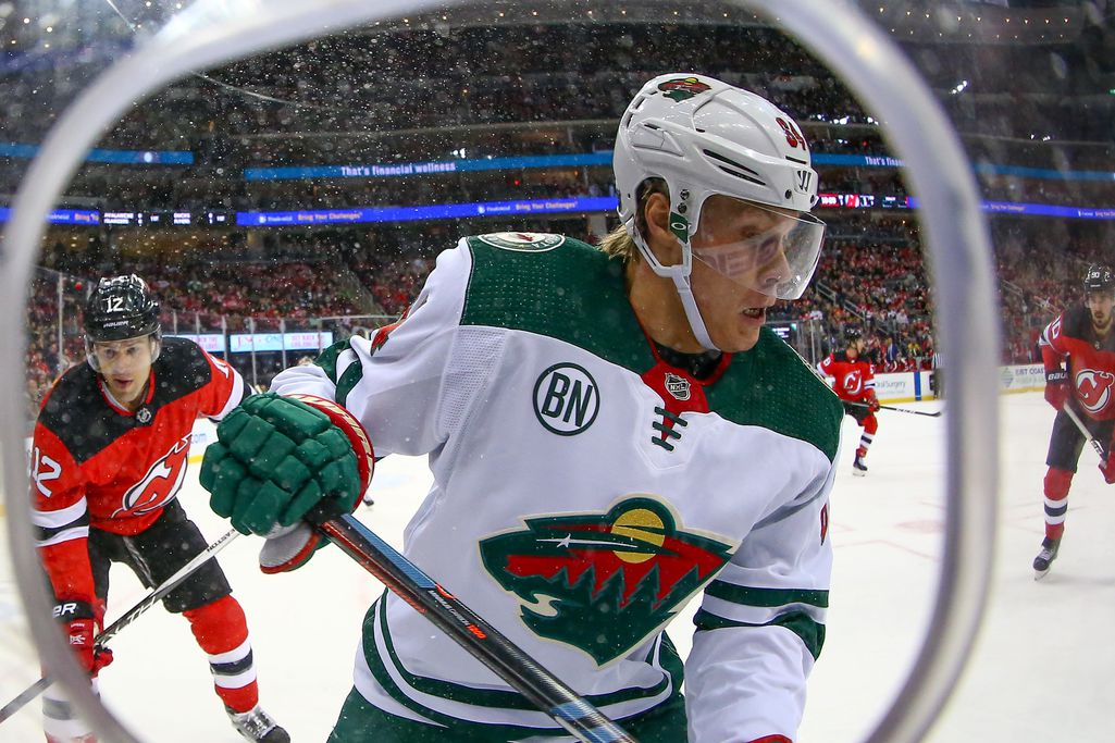 Mikael Granlund tehokkaana - nolosti romahtanut Minnesota buuattiin ulos kaukalosta NHL Urheilu   