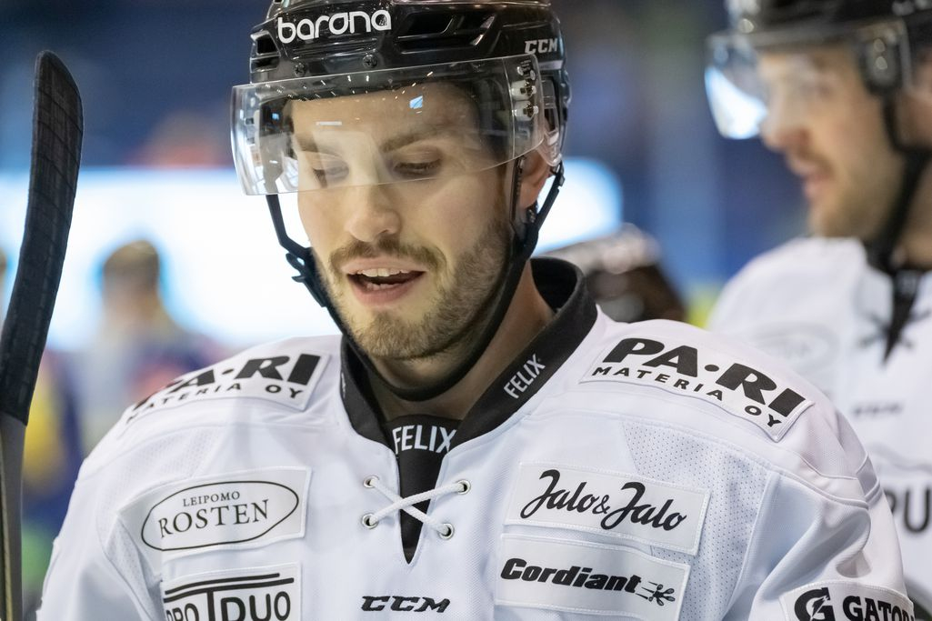 TPS menettää tähtisentterinsä NHL:ään - superlupauksen tarjoilu herätti seurojen huomion: ”Kiinnostus on kovaa” smliiga Urheilu   