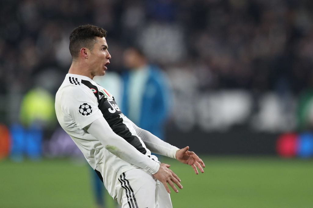 Cristiano Ronaldo juhli täysosumailtaansa härskillä tuuletuksella - Uefa antoi aikaisemmin sakot samasta eleestä Mestarien liiga Urheilu   