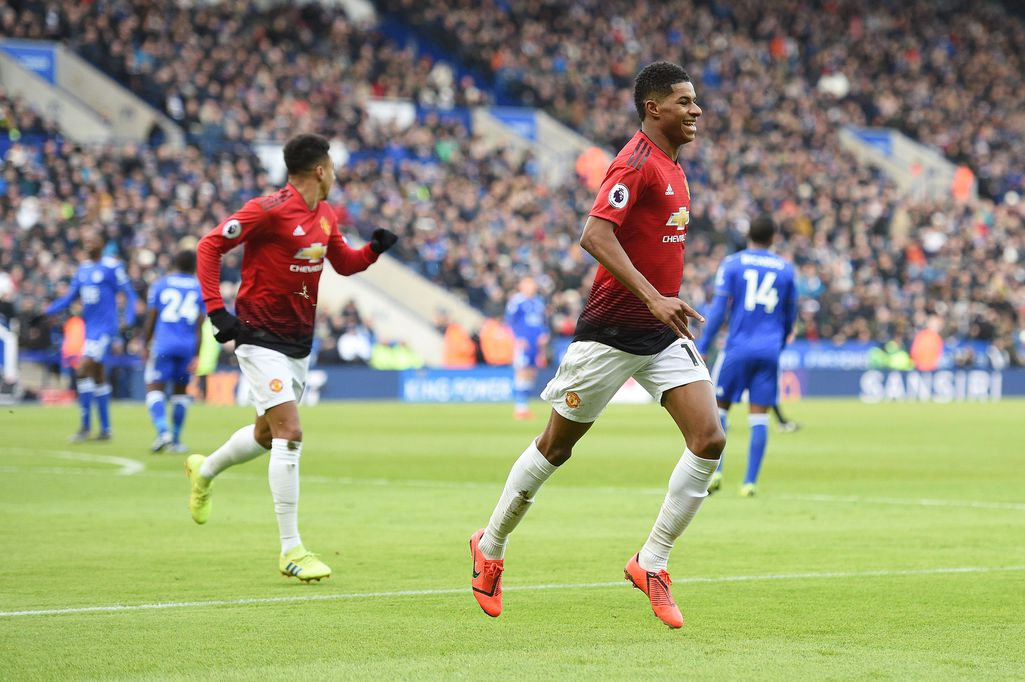 Video: pulut kentällä vaikeuttivat Manchester United -hyökkäystä - juhlaotteluaan pelannut Marcus Rashford ratkaisi vierasvoiton Urheilu valioliiga   