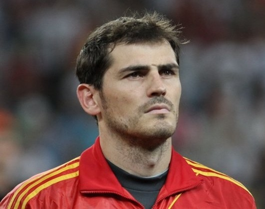 Iker Casillas siirtyy toistaiseksi uusiin tehtäviin – sai sydänkohtauksen keväällä Jalkapallo La Liga Uncategorized Urheilu   