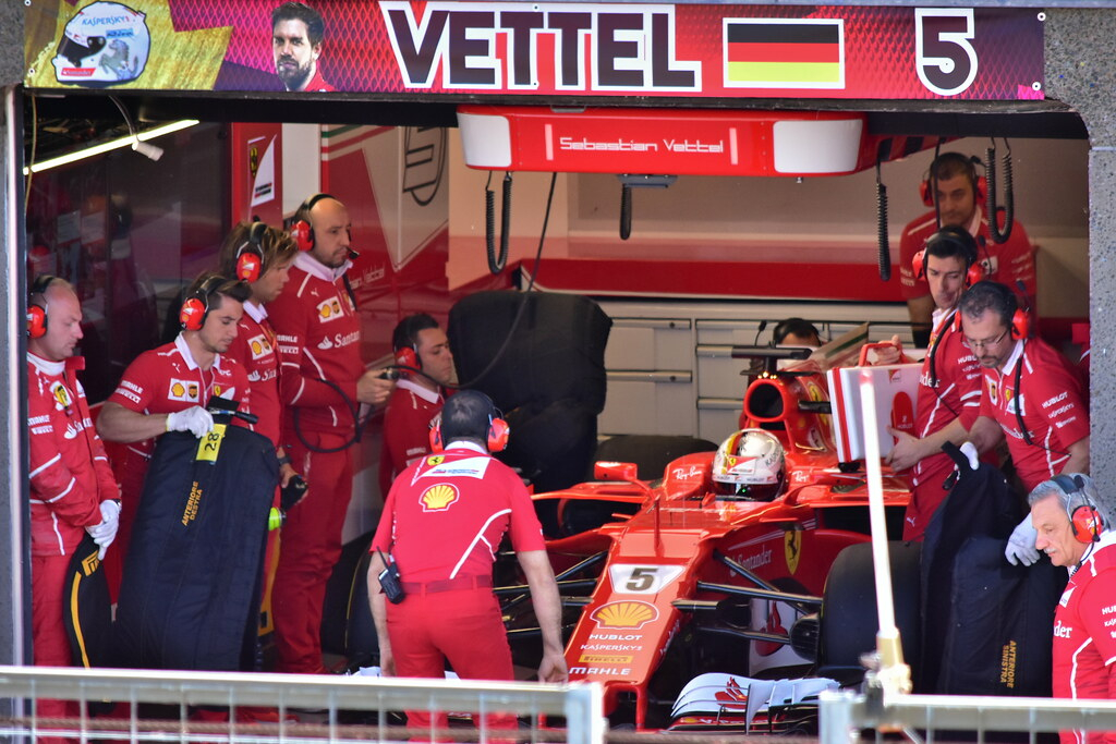 Sebastian Vettel katkaisi huhupuheet uransa lopettamisesta Formula 1 Formulat Uncategorized Urheilu   