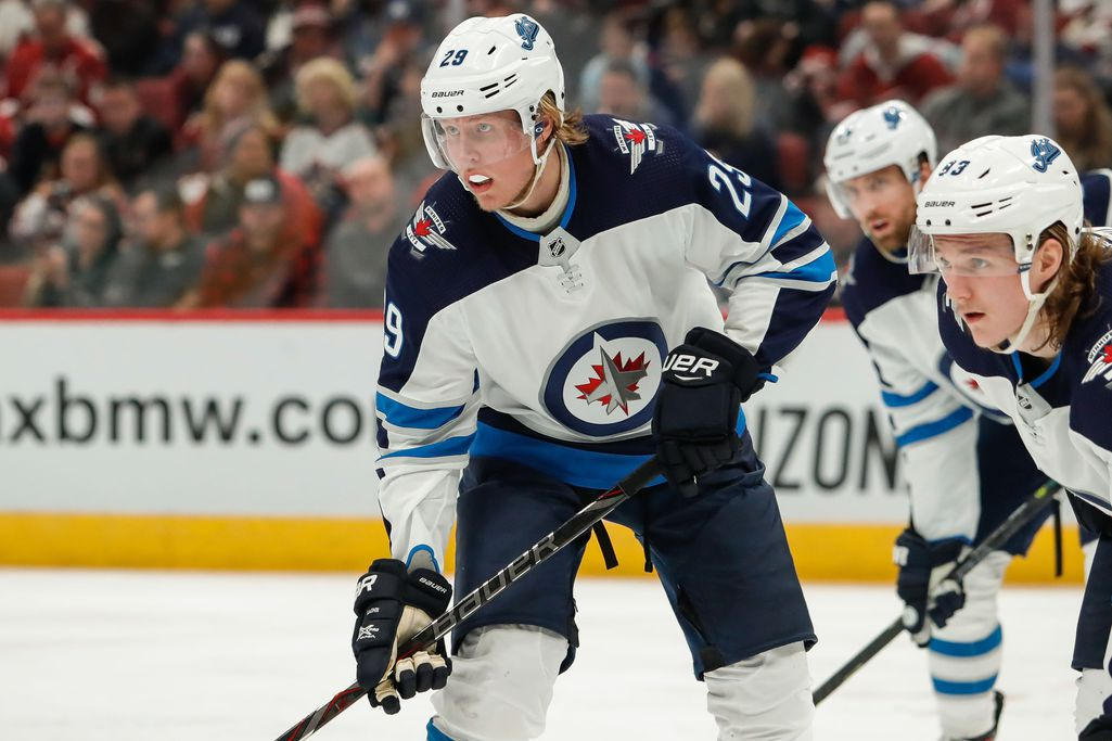 Patrik Laine kertoi ongelmastaan - pyrkii välttämään julkisia tilanteita: ”Ei oikein mihinkään pysty lähtemään” NHL Urheilu   