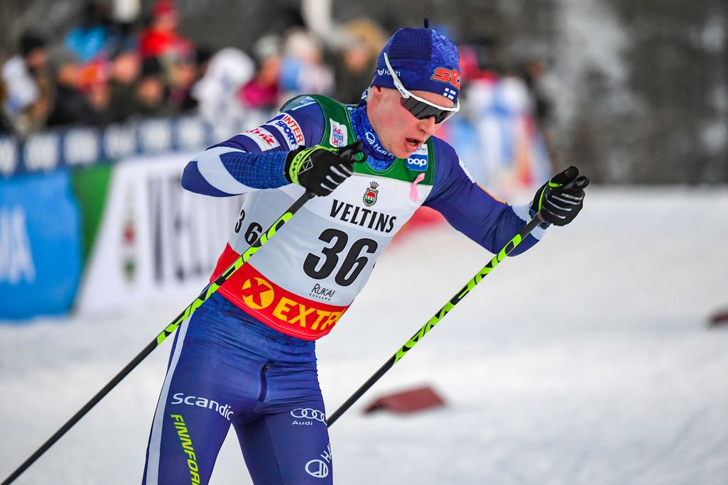 Matti Heikkinen romahti yli minuutin päähän kärjestä - väisteli kirosanoja suorassa puheenvuorossaan: ”Mikäs se on kaunis sana sille yhdelle ilmaisulle” talviurheilu Urheilu Matti Heikkinen romahti yli minuutin päähän kärjestä - väisteli kirosanoja suorassa puheenvuorossaan: ”Mikäs se on kaunis sana sille yhdelle ilmaisulle” talviurheilu Urheilu