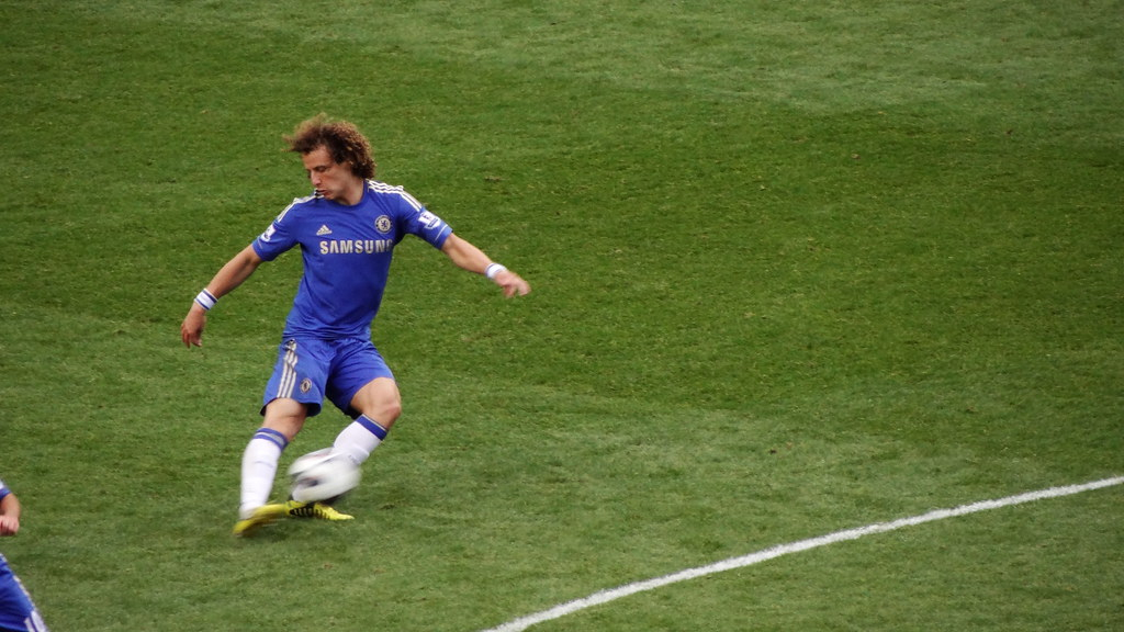 Chelsea ja Arsenal yhteisymmärrykseen David Luizista Jalkapallo Uncategorized Urheilu valioliiga   