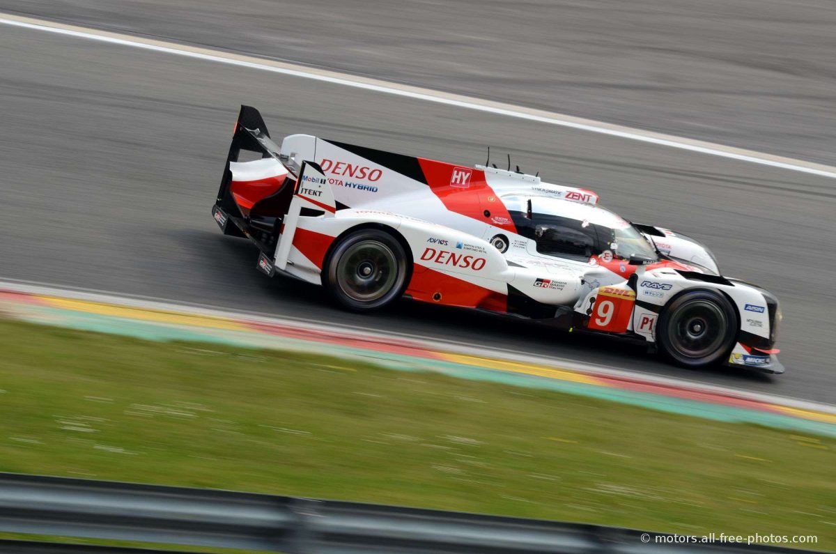 Fernando Alonso ajoi Le Mansin voittoon Uncategorized Urheilu   